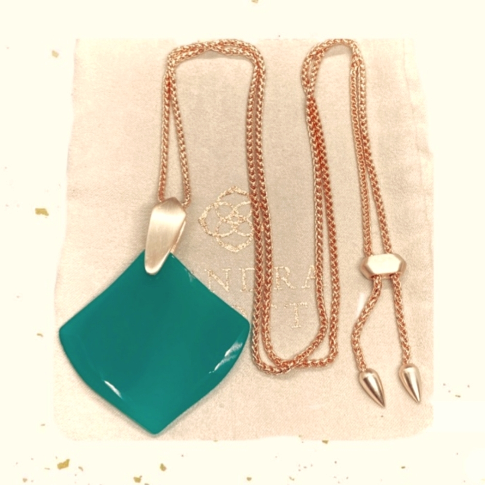Stunning KENDRA SCOTT AISLINN Long Gold Necklace Teal Agate NWOT